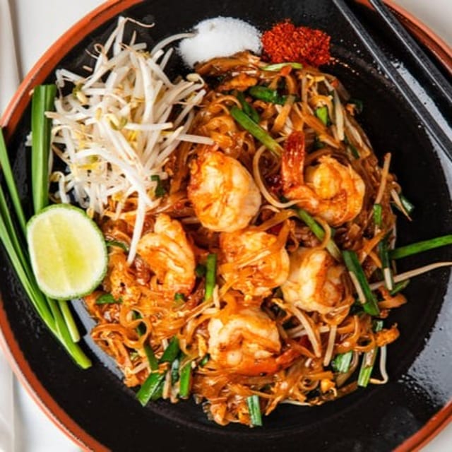 Lunch Pad Thai.