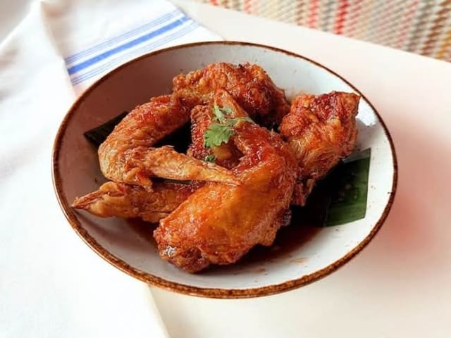 Sriracha Wings.