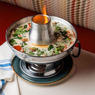 Tom Kha